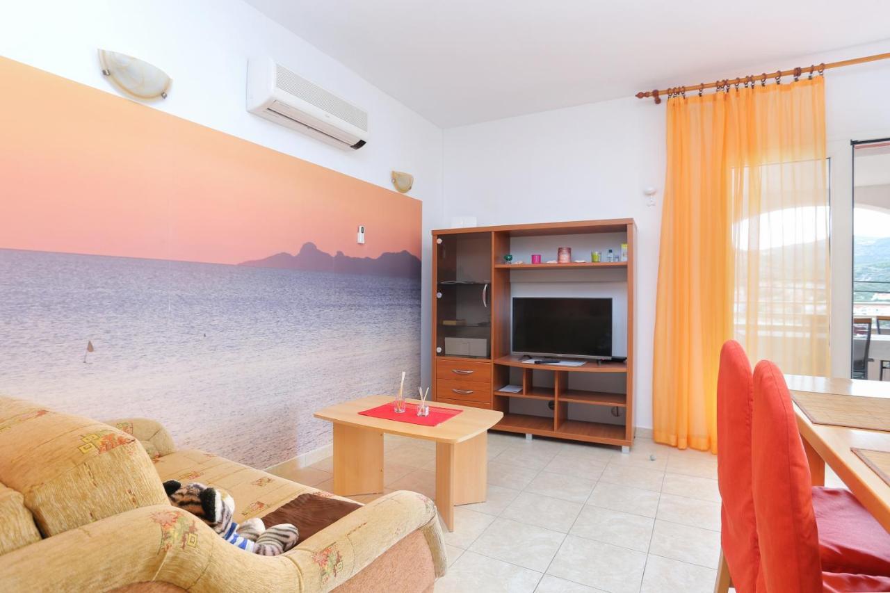 Apartments By The Sea Seget Vranjica, Trogir - 13771 外观 照片